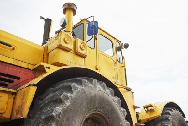 heavy-construction-loader-bulldozer-construction-area_146671-19129-9613653